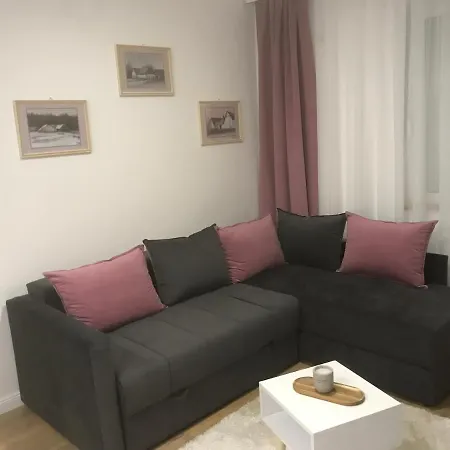 Kristina Apartman Free Parking Novi Sad Exterior foto
