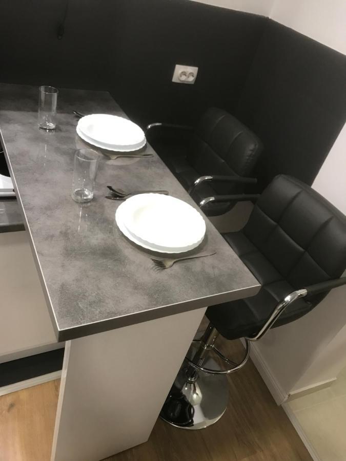 Kristina Free Parking Apartment Novi Sad